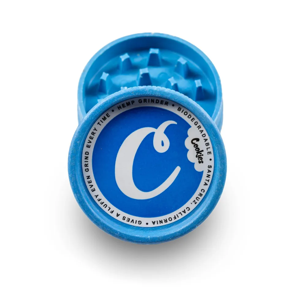santa-cruz-shredder-hemp-cookies-hanf-grinder-2-teilig-blau image 1