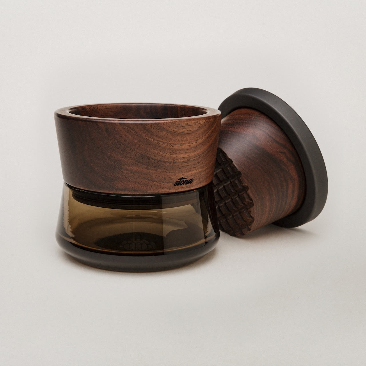 stona-grinder-black-walnut-holzgrinder-graphite image 5