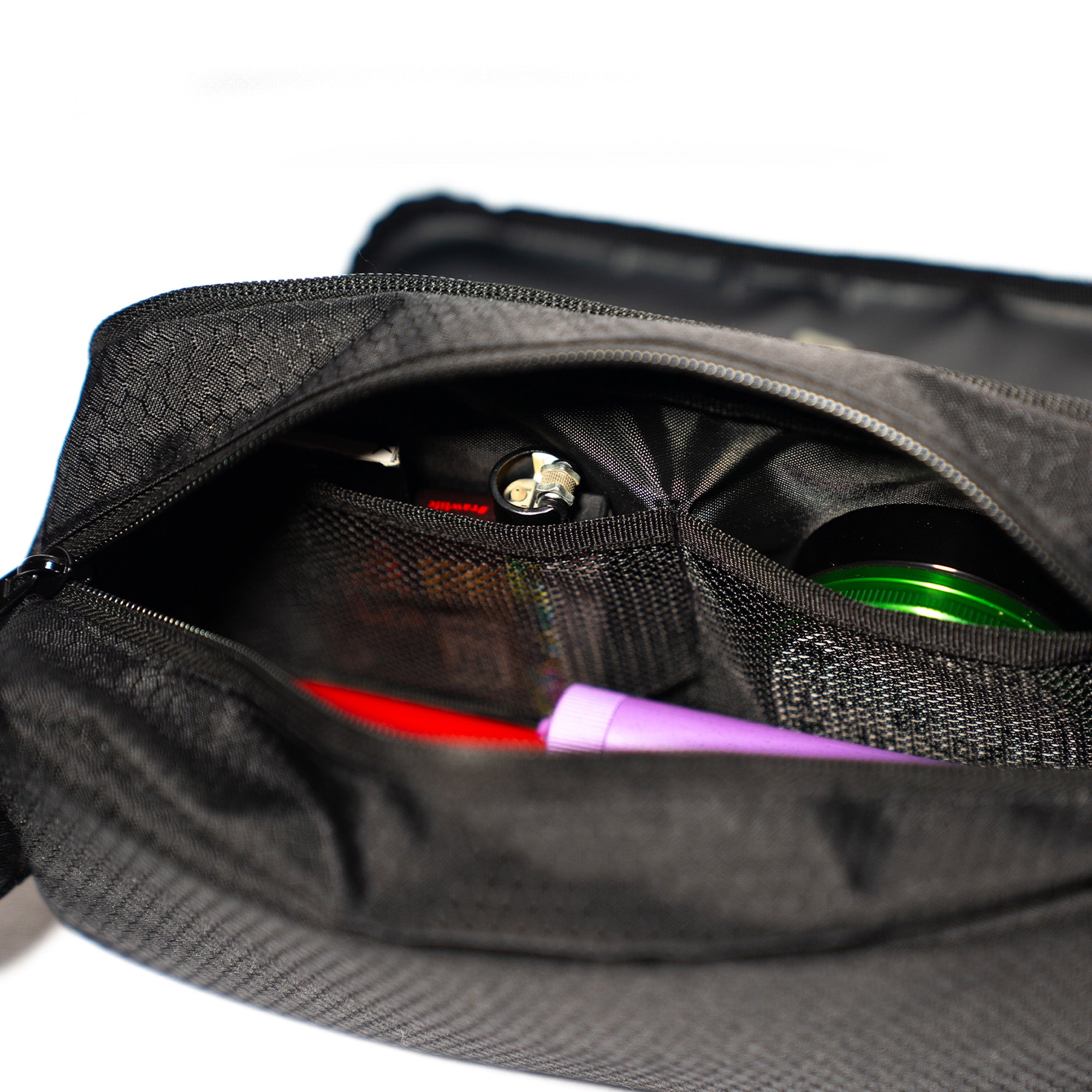 santa-cruz-shredder-hemp-shred-sac-tasche-mit-tray image 3