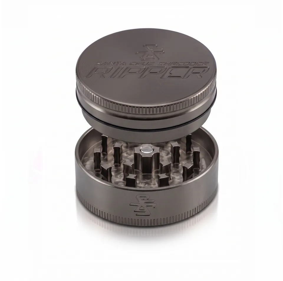 santa-cruz-shredder-ripper-grinder-2-teilig-medium-matt-gold-alu image 1