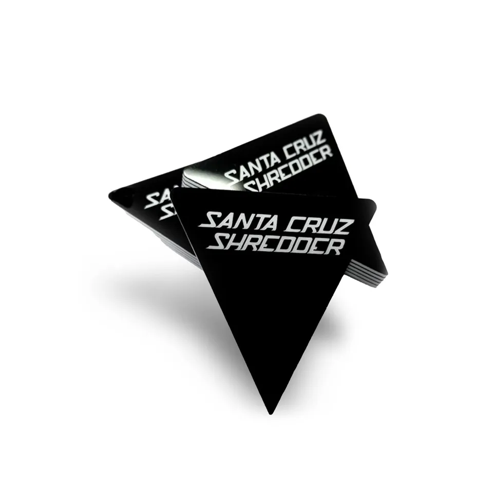santa-cruz-shredder-scraper-grinder-schaber-black image 1
