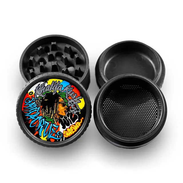 santa-cruz-shredder-hemp-khalifa-kush-grinder-4-teilig image 1